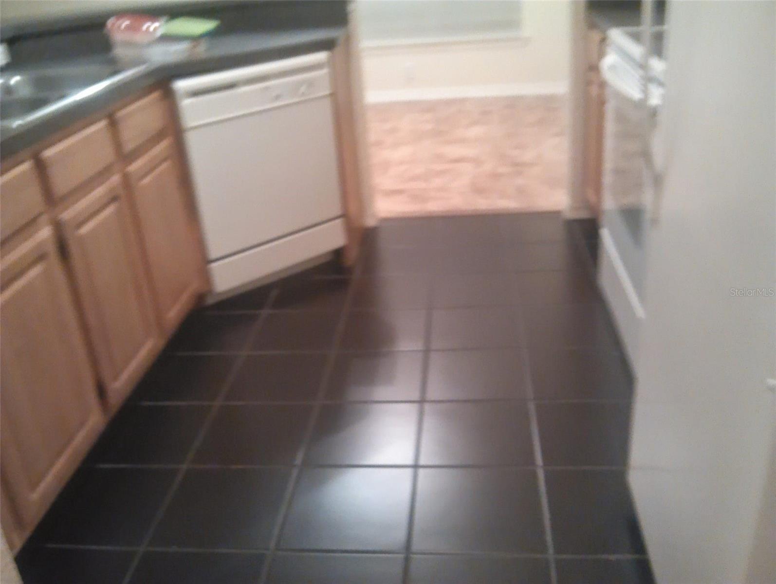 Image 3 of 14 For 5979 Westgate Drive 1022