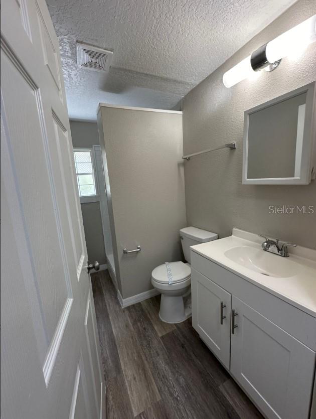 Image 16 of 18 For 1110 Bates Avenue 203