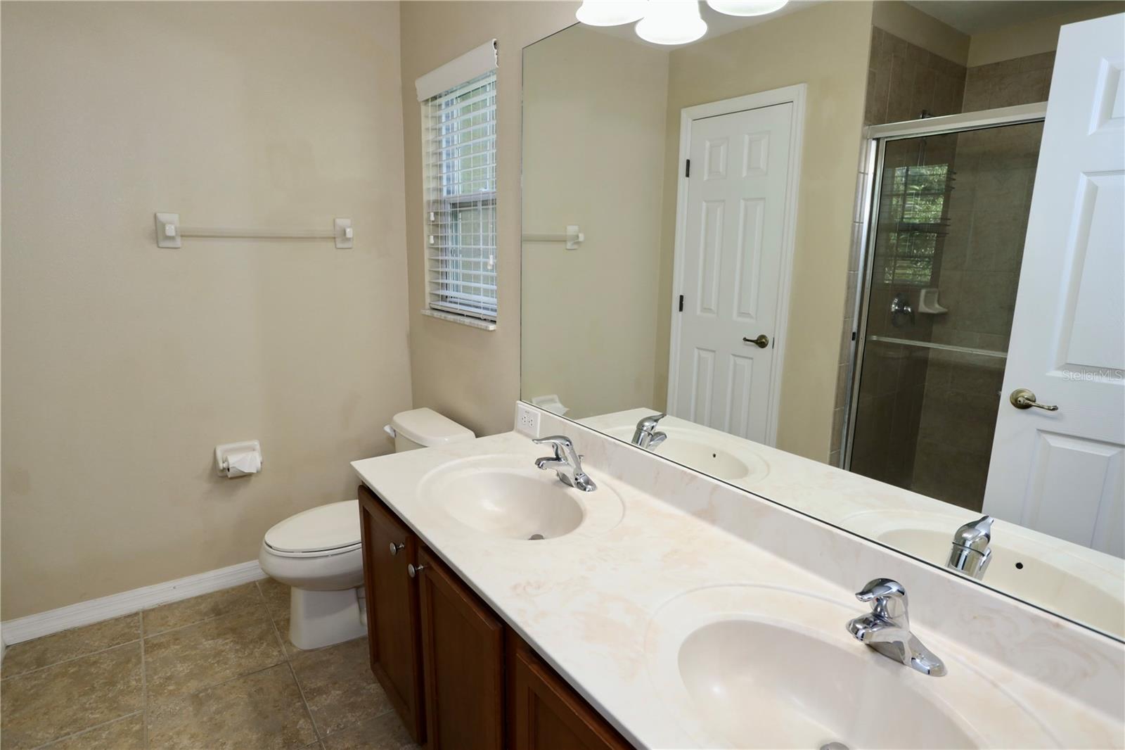 Image 14 of 31 For 7912 Northlake Parkway