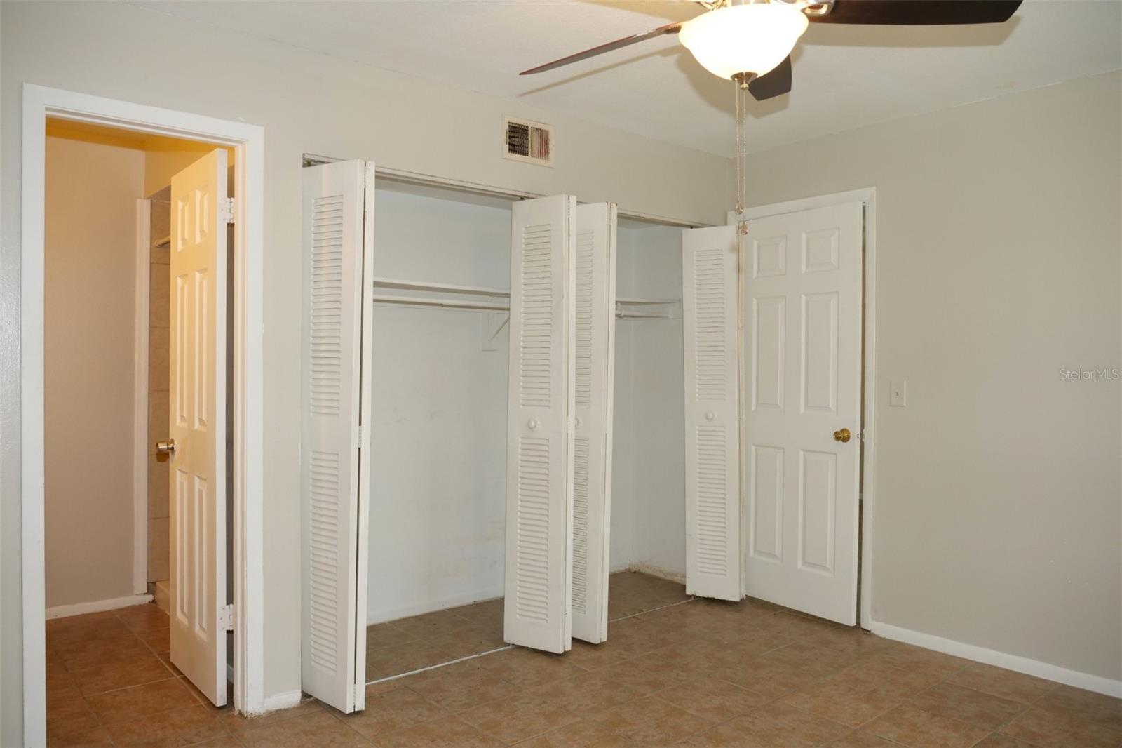 Image 6 of 12 For 2048 Bowen Drive 2050