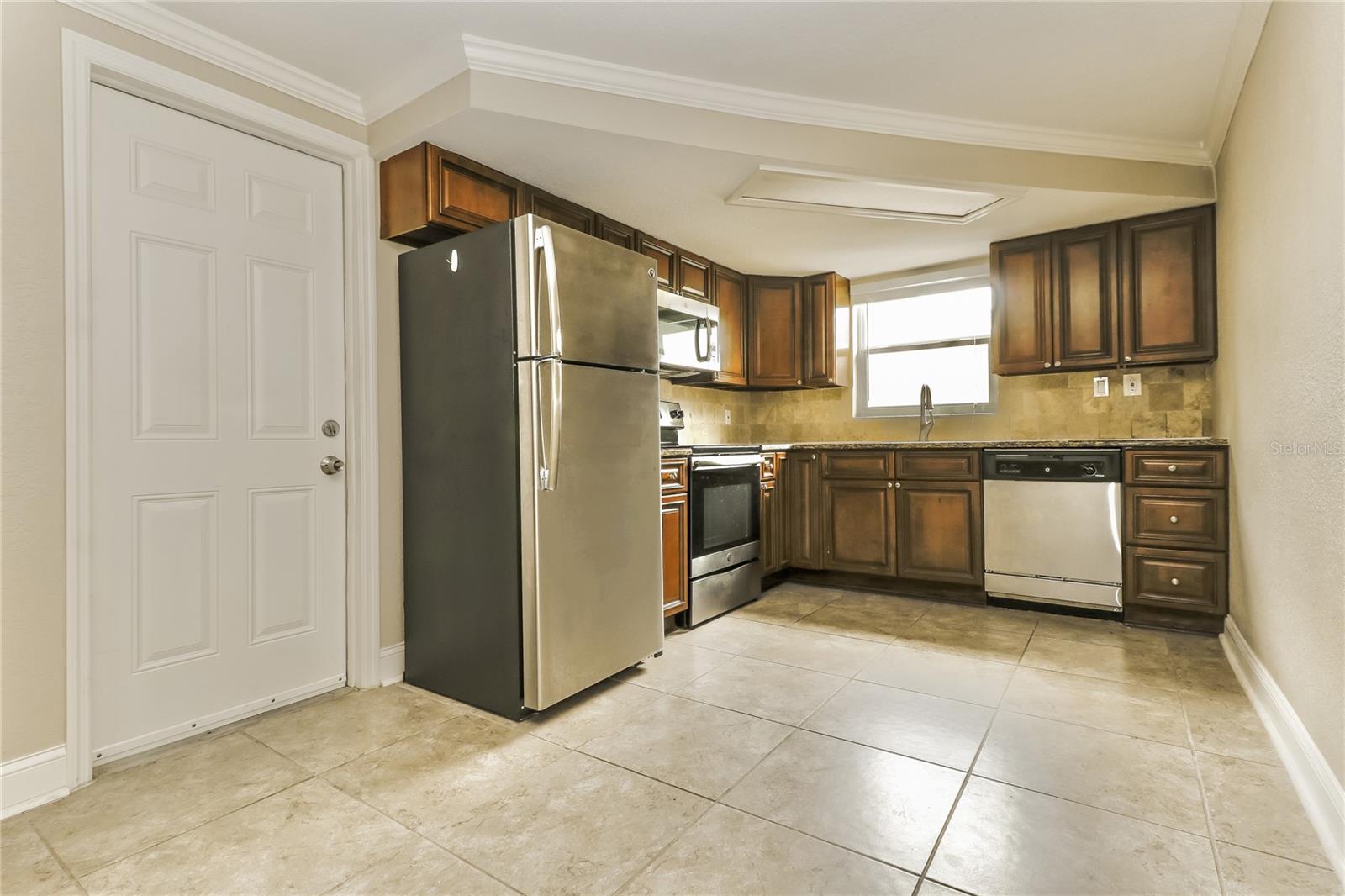 Image 6 of 16 For 3022 Brompton Drive