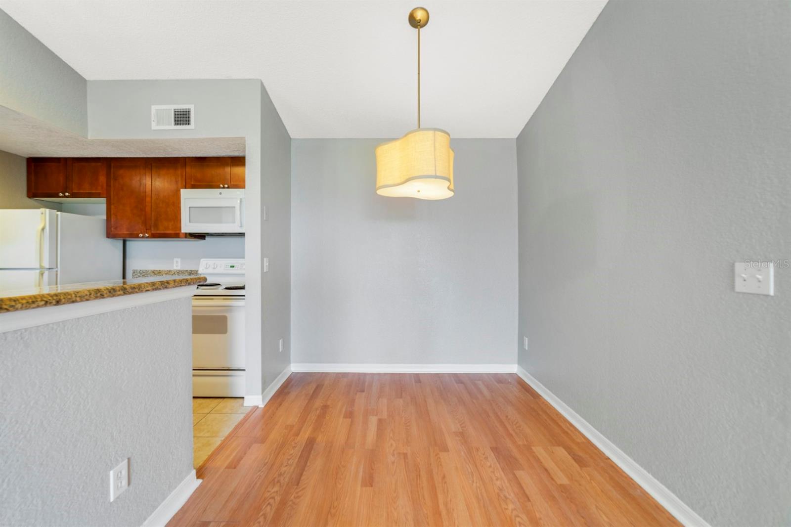 Image 4 of 15 For 5140 Conroy Road 36