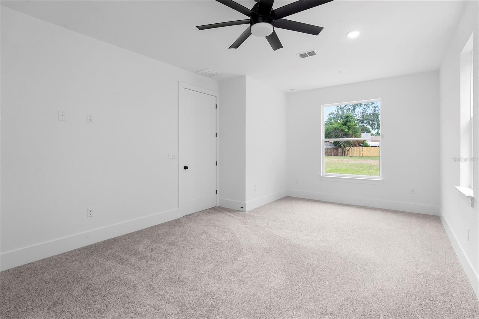 Image 20 of 49 For 1609 Lake Downey Drive