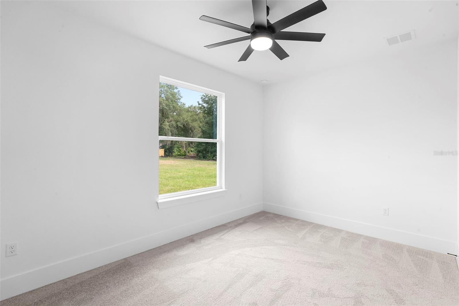 Image 33 of 49 For 1609 Lake Downey Drive