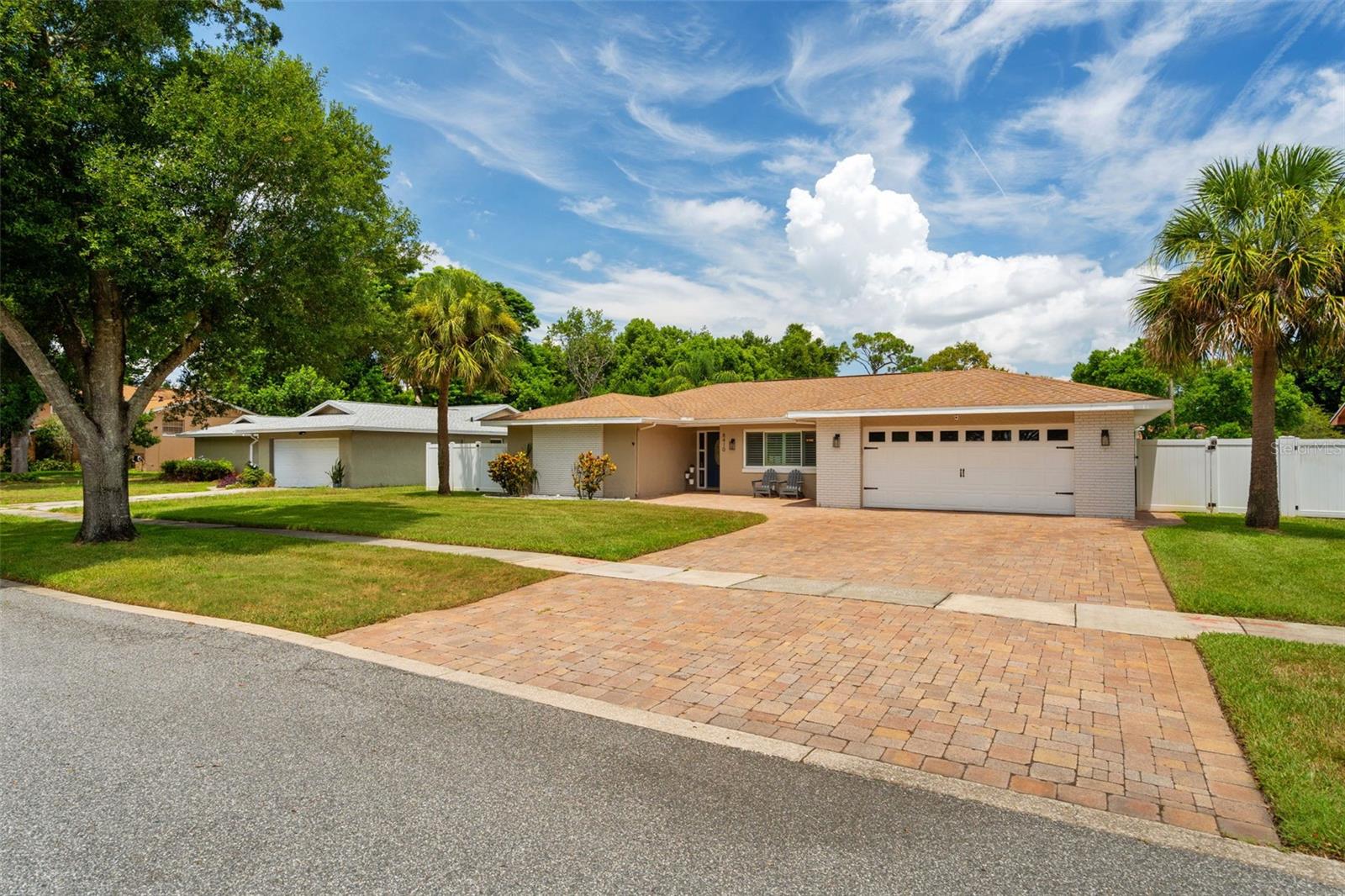 Image 2 of 39 For 8410 Shady Glen Drive