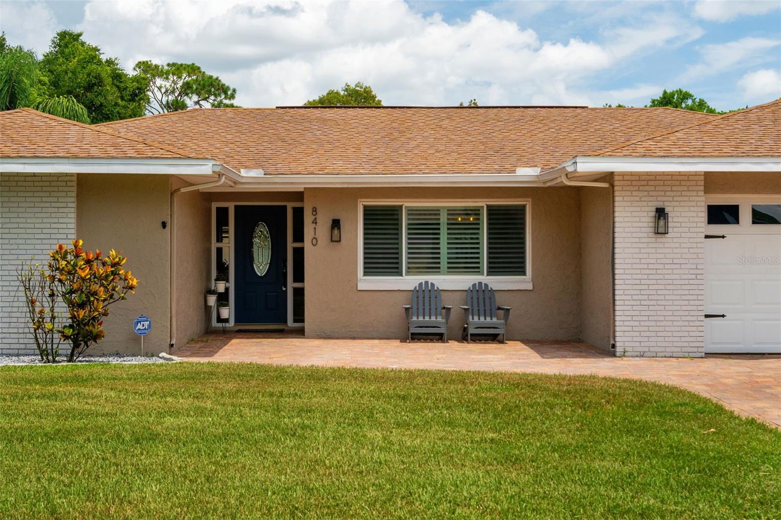 Image 3 of 39 For 8410 Shady Glen Drive