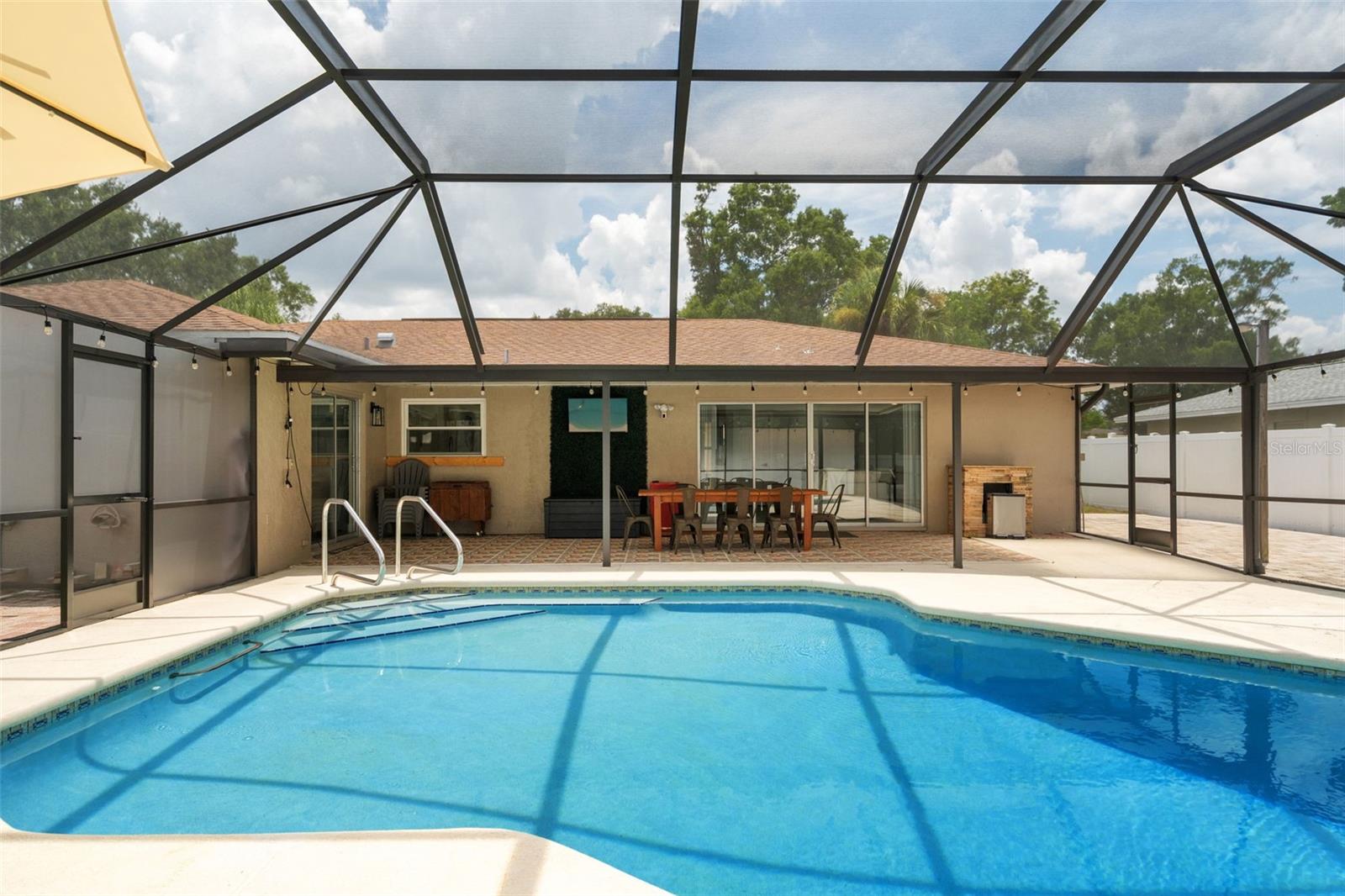 Image 31 of 39 For 8410 Shady Glen Drive