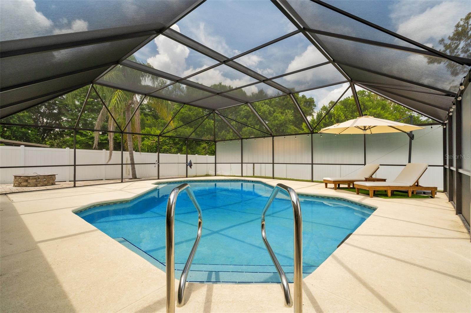 Image 32 of 39 For 8410 Shady Glen Drive