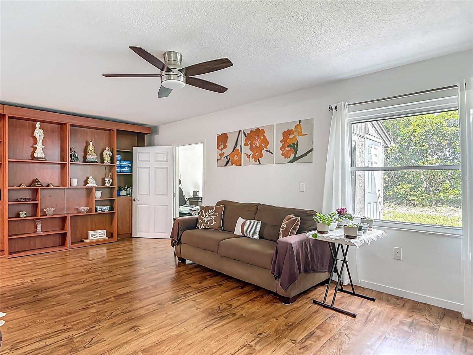 Image 4 of 51 For 140 Teriwood Court