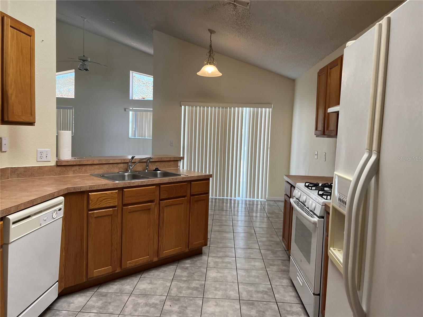 Image 13 of 31 For 323 Weatherby Place