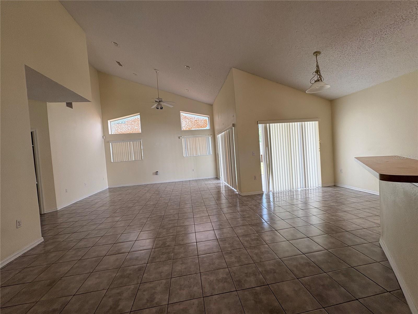 Image 22 of 31 For 323 Weatherby Place