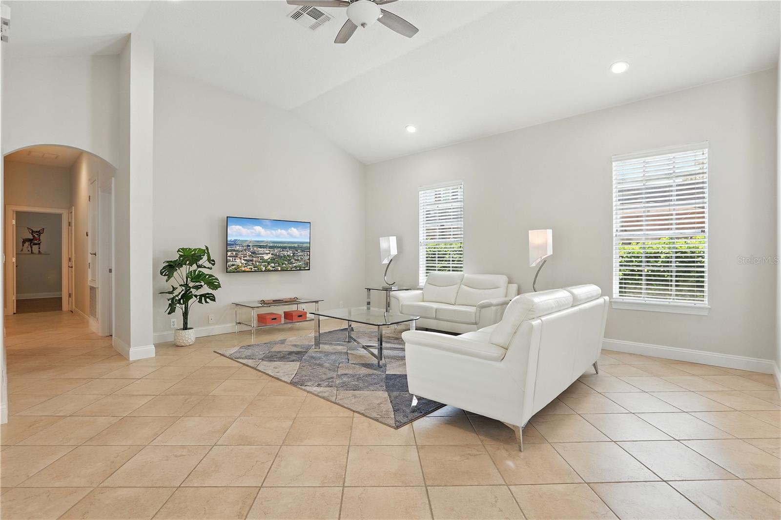 Listing photo id 12 for 11334 Camden Loop Way
