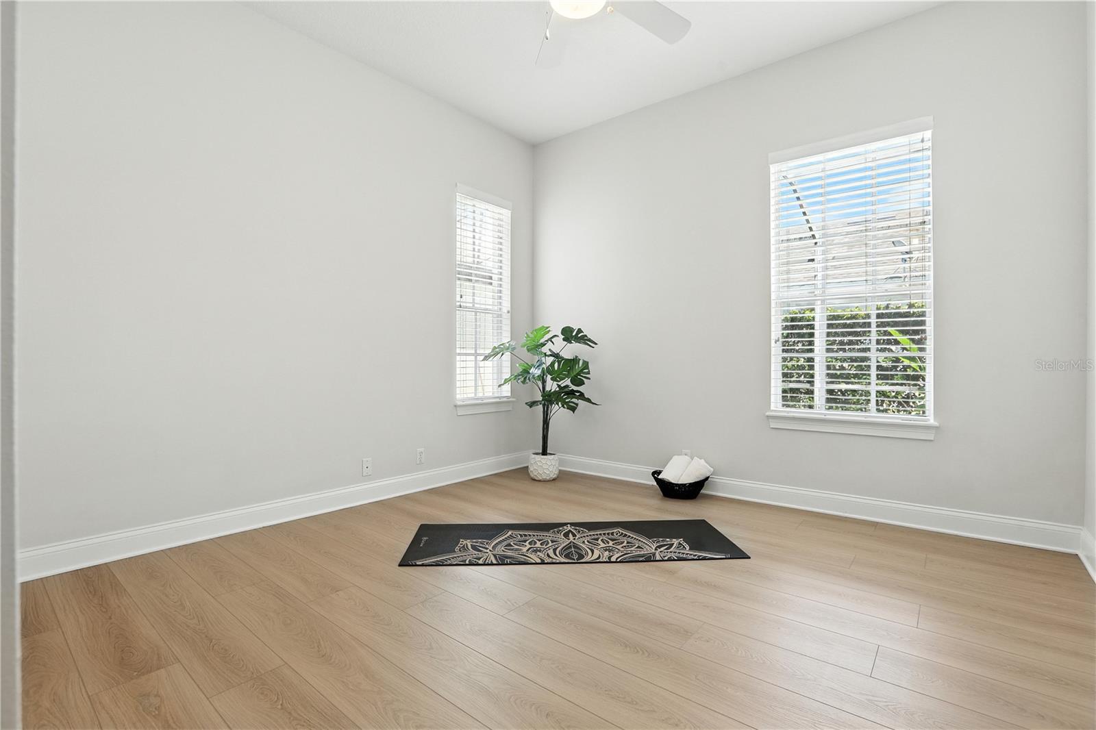Listing photo id 24 for 11334 Camden Loop Way