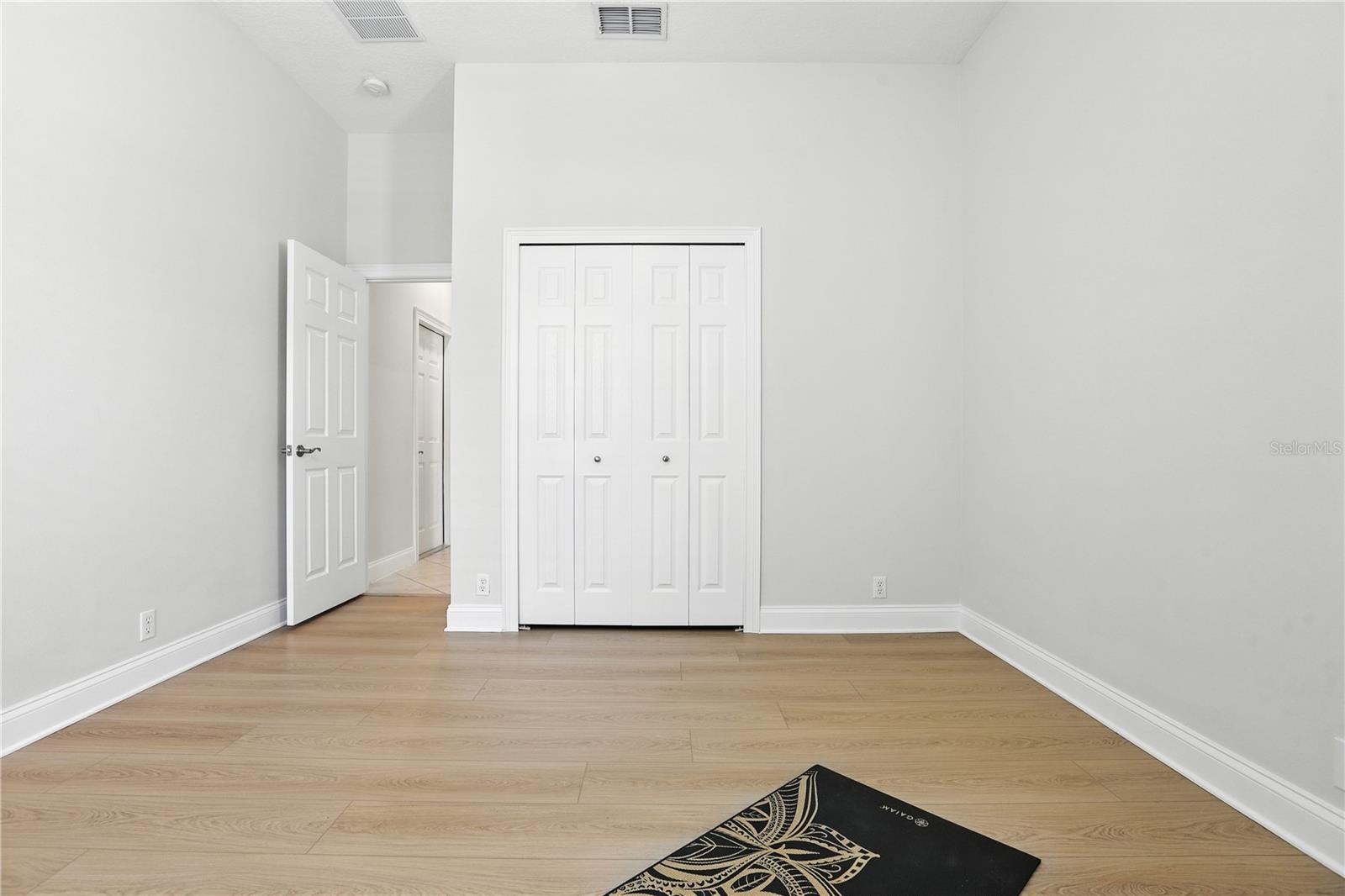 Listing photo id 25 for 11334 Camden Loop Way
