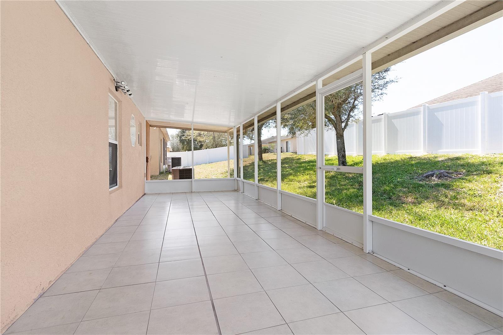 Image 40 of 41 For 416 Hammerstone Avenue