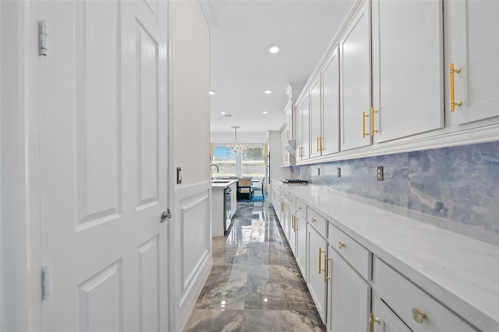 Image 10 of 62 For 984 Sterling Pine Place