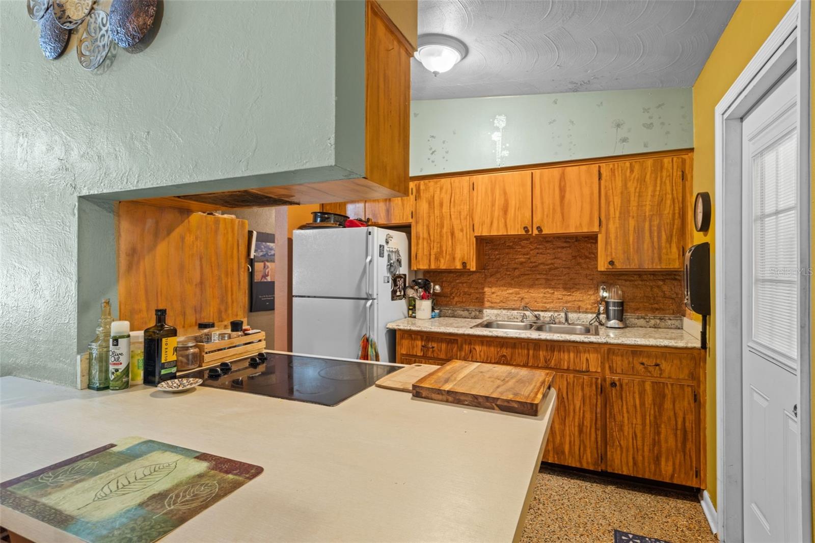 Image 11 of 25 For 7627 Daetwyler Drive