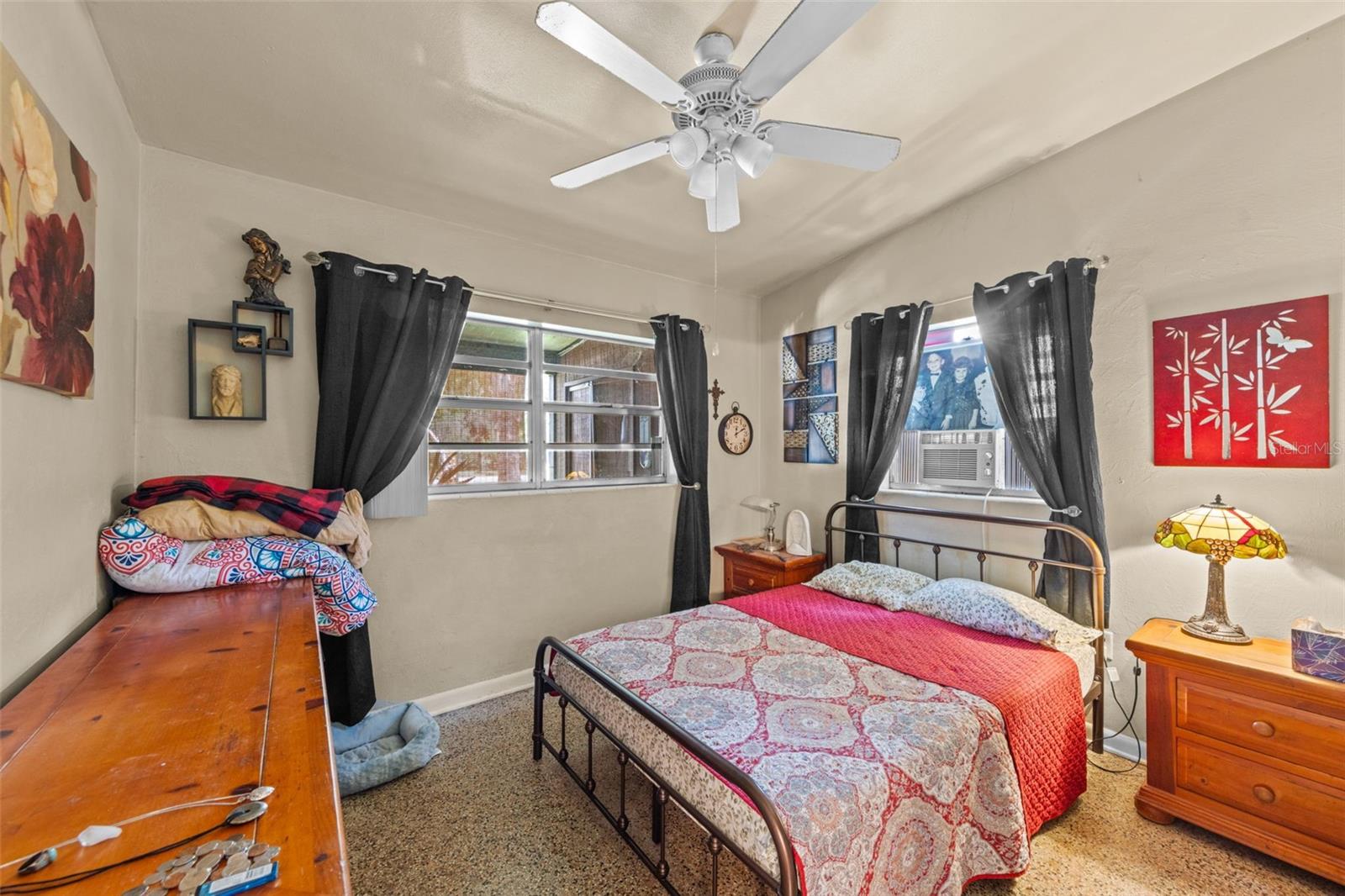 Image 15 of 25 For 7627 Daetwyler Drive