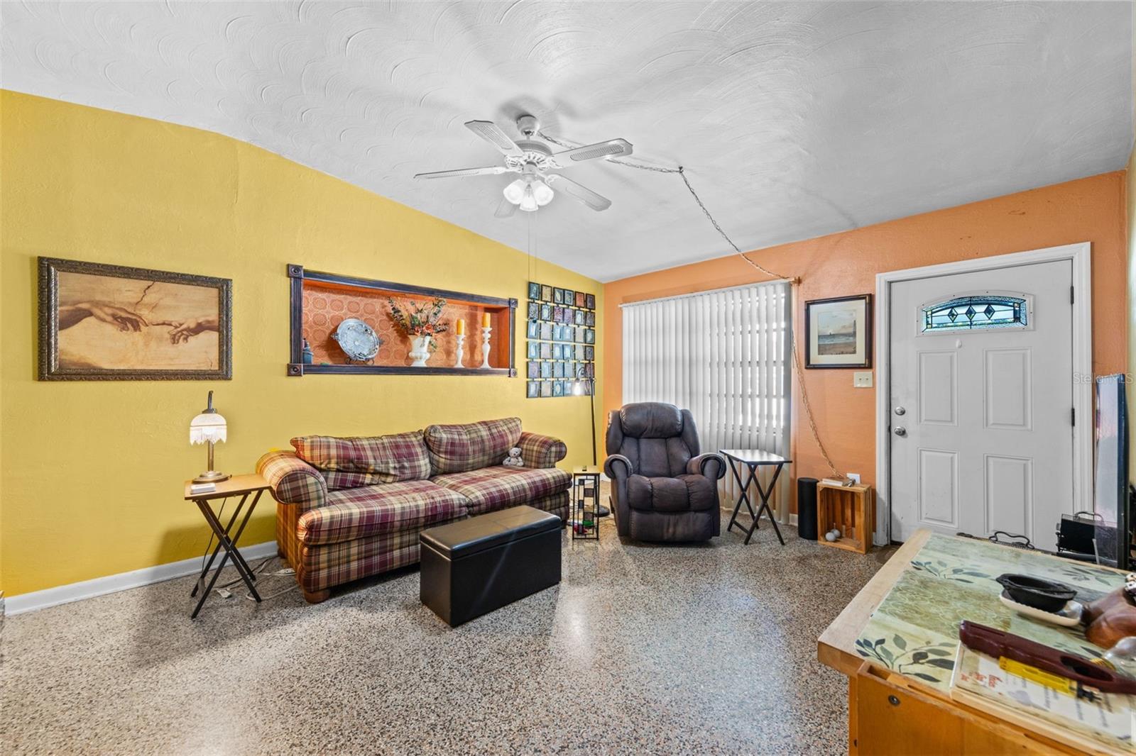 Image 7 of 25 For 7627 Daetwyler Drive