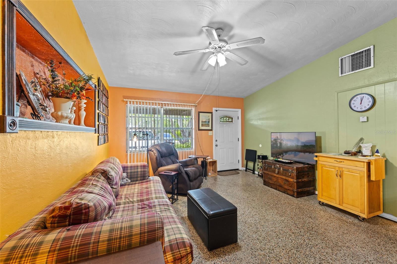 Image 8 of 25 For 7627 Daetwyler Drive