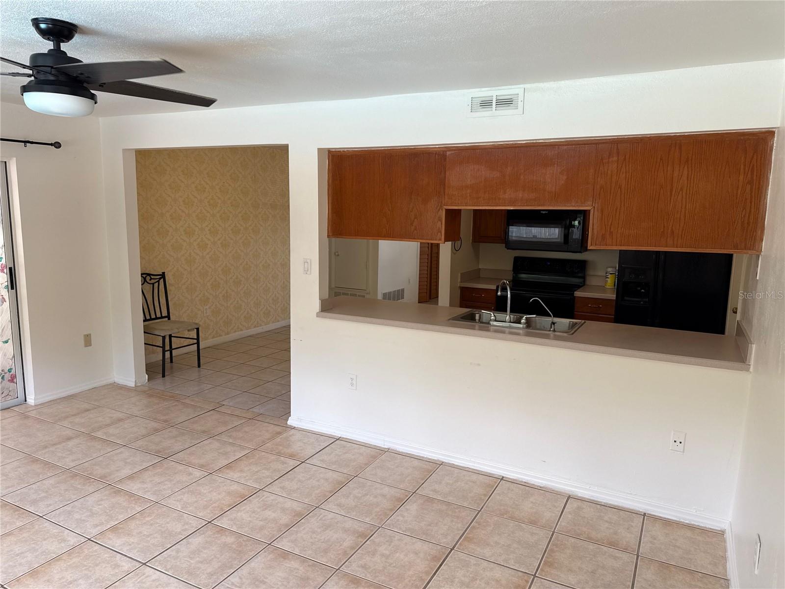 Image 9 of 36 For 10929 Fernando Street