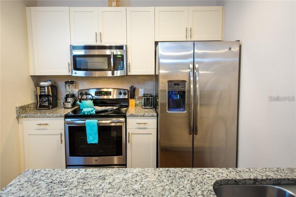 Image 10 of 19 For 2900 Edenshire Way 106