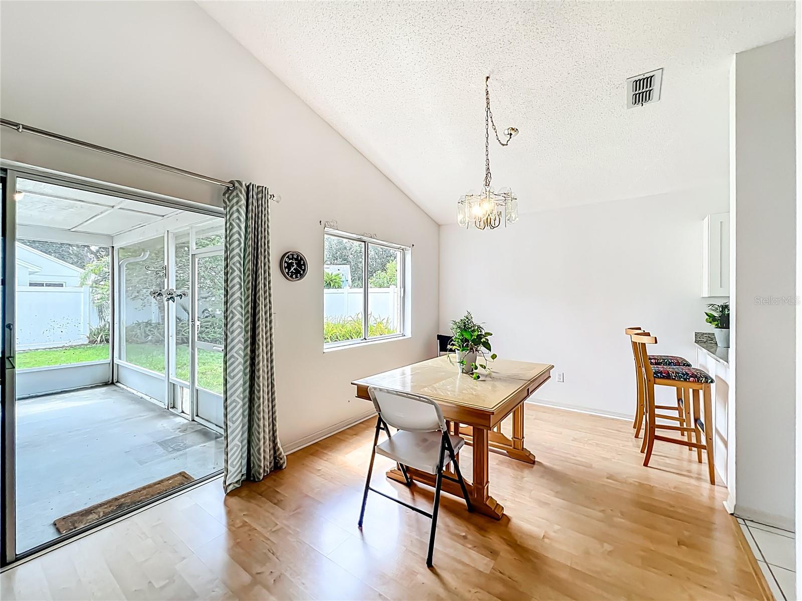 Image 13 of 40 For 1767 Meadowgold Lane