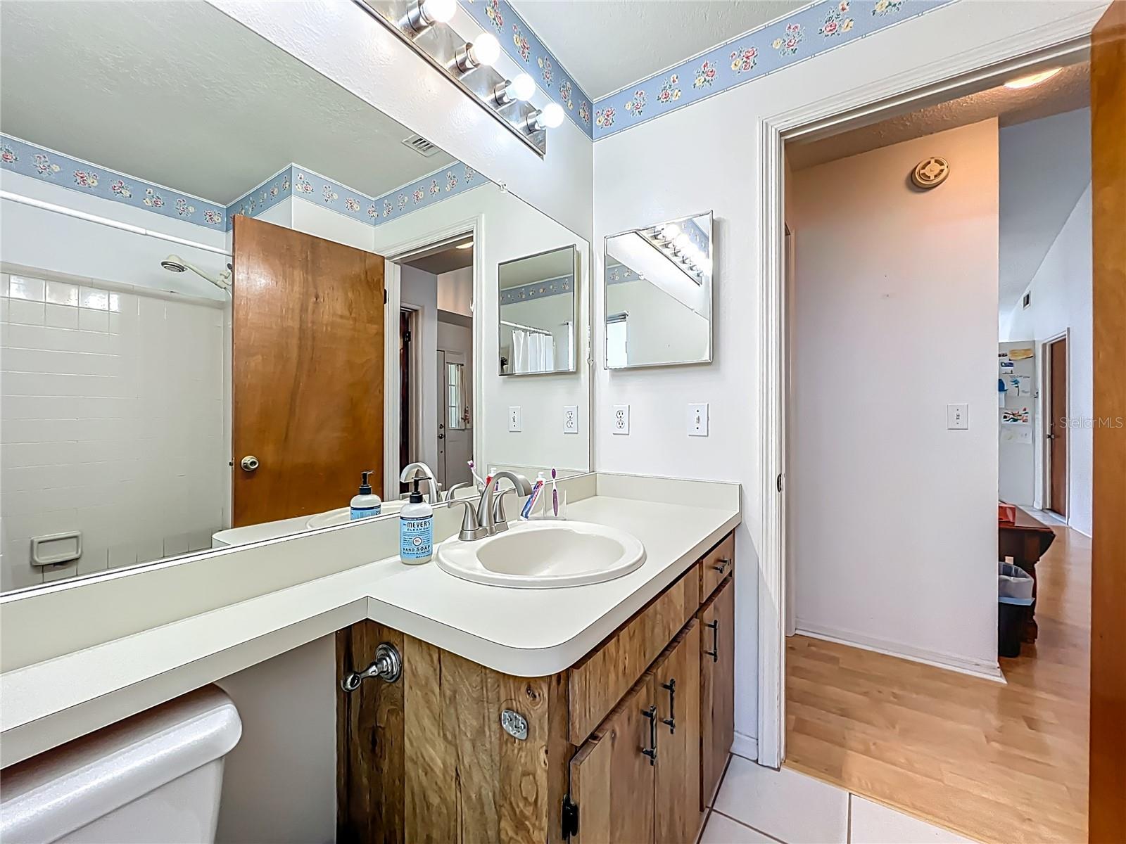 Image 25 of 40 For 1767 Meadowgold Lane