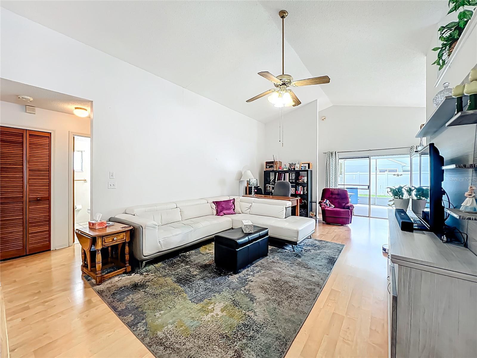 Image 4 of 40 For 1767 Meadowgold Lane