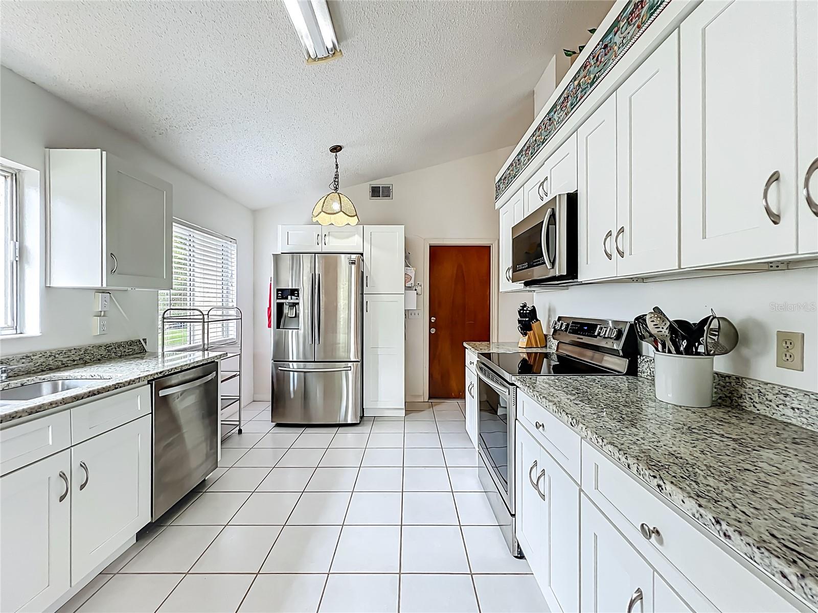 Image 6 of 40 For 1767 Meadowgold Lane
