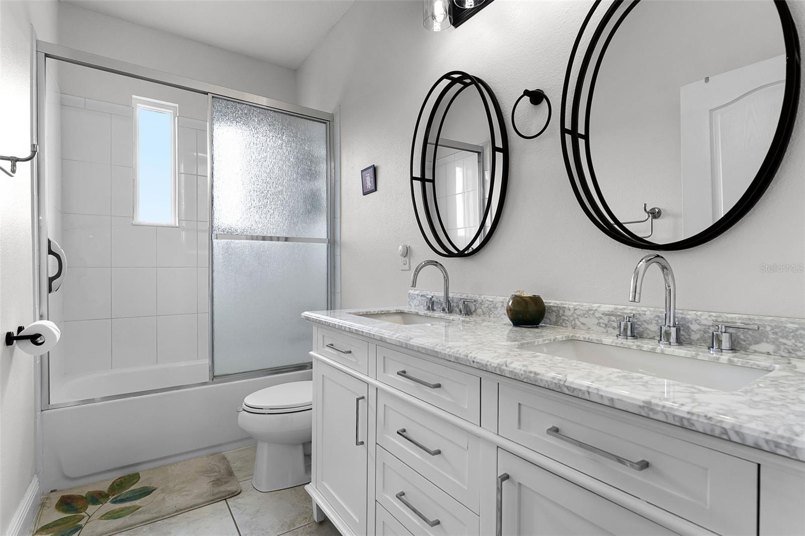 Image 22 of 55 For 13892 Walcott Avenue