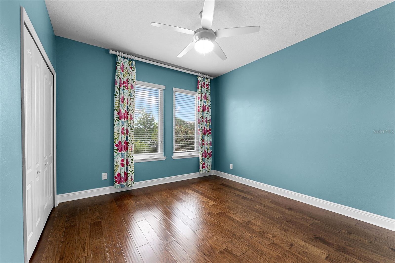 Image 23 of 55 For 13892 Walcott Avenue