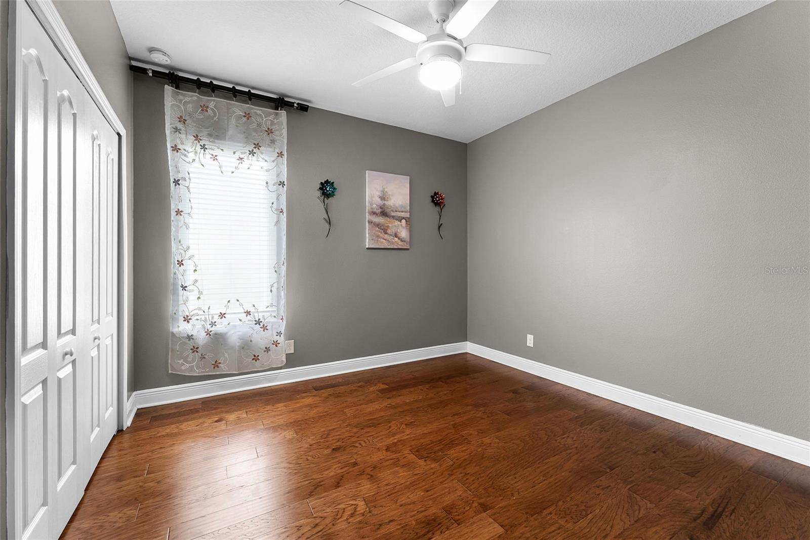 Image 26 of 55 For 13892 Walcott Avenue