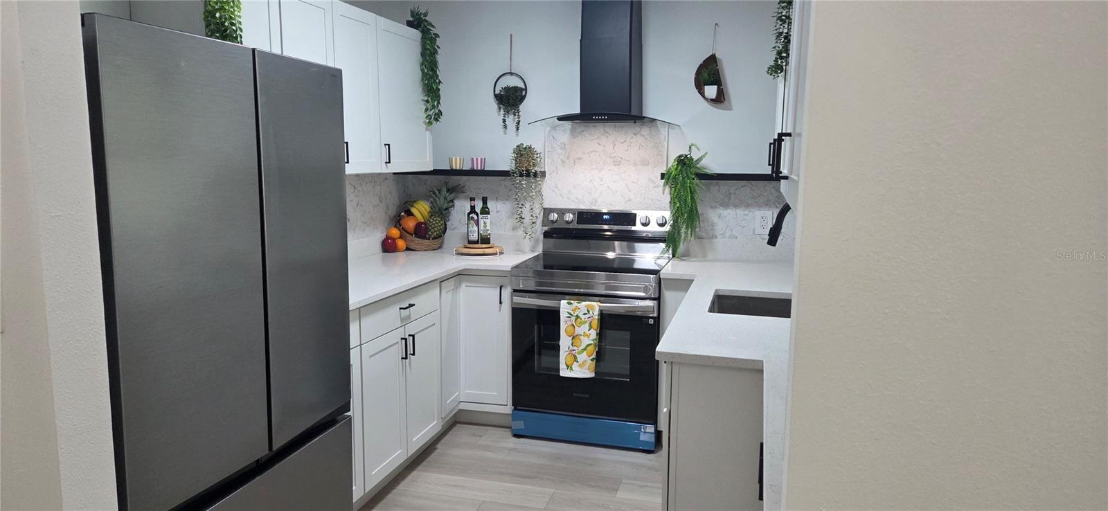 Image 6 of 80 For 1152 9th Street