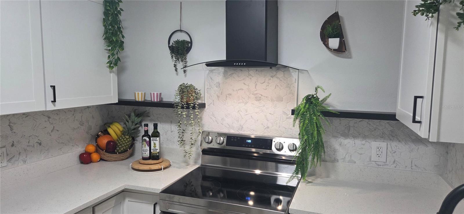 Image 7 of 80 For 1152 9th Street