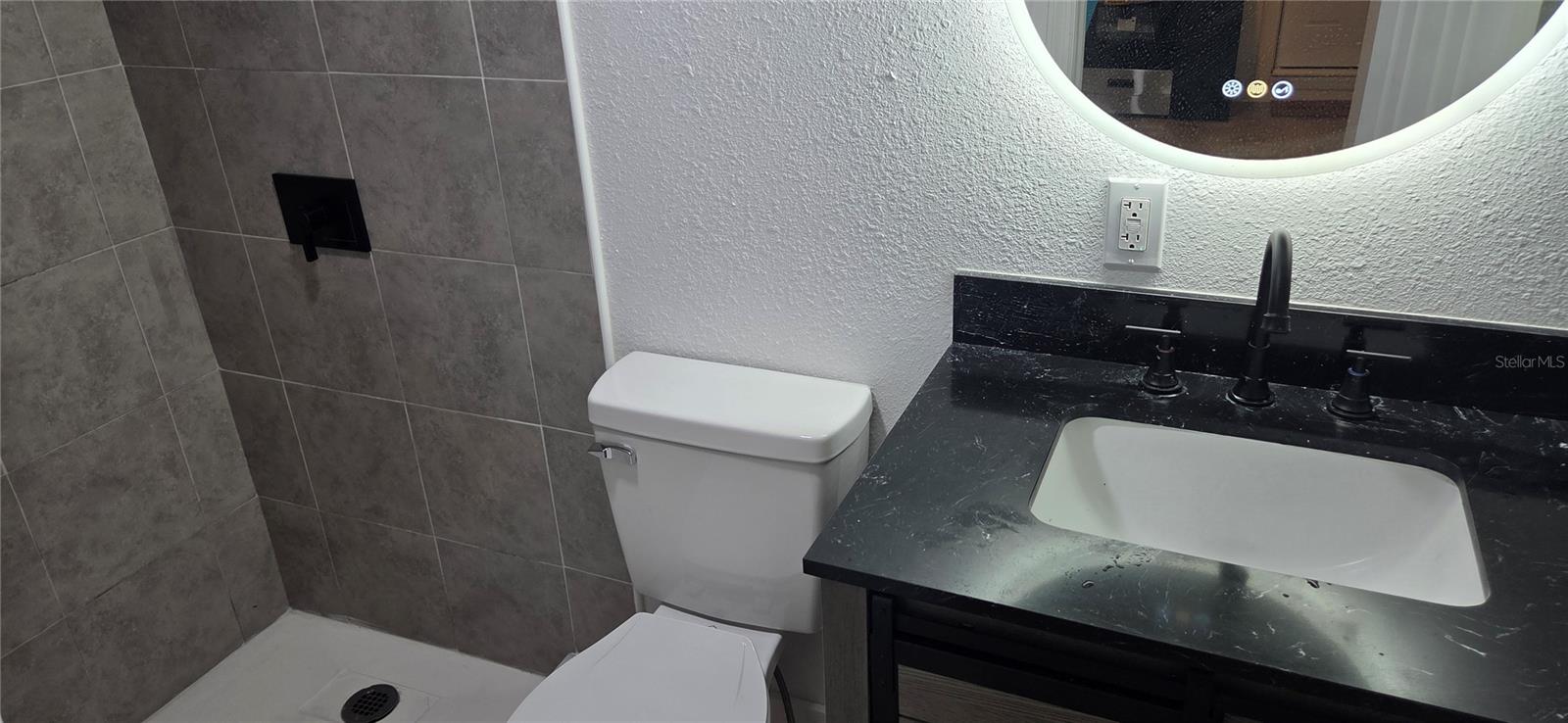 Image 71 of 80 For 1152 9th Street