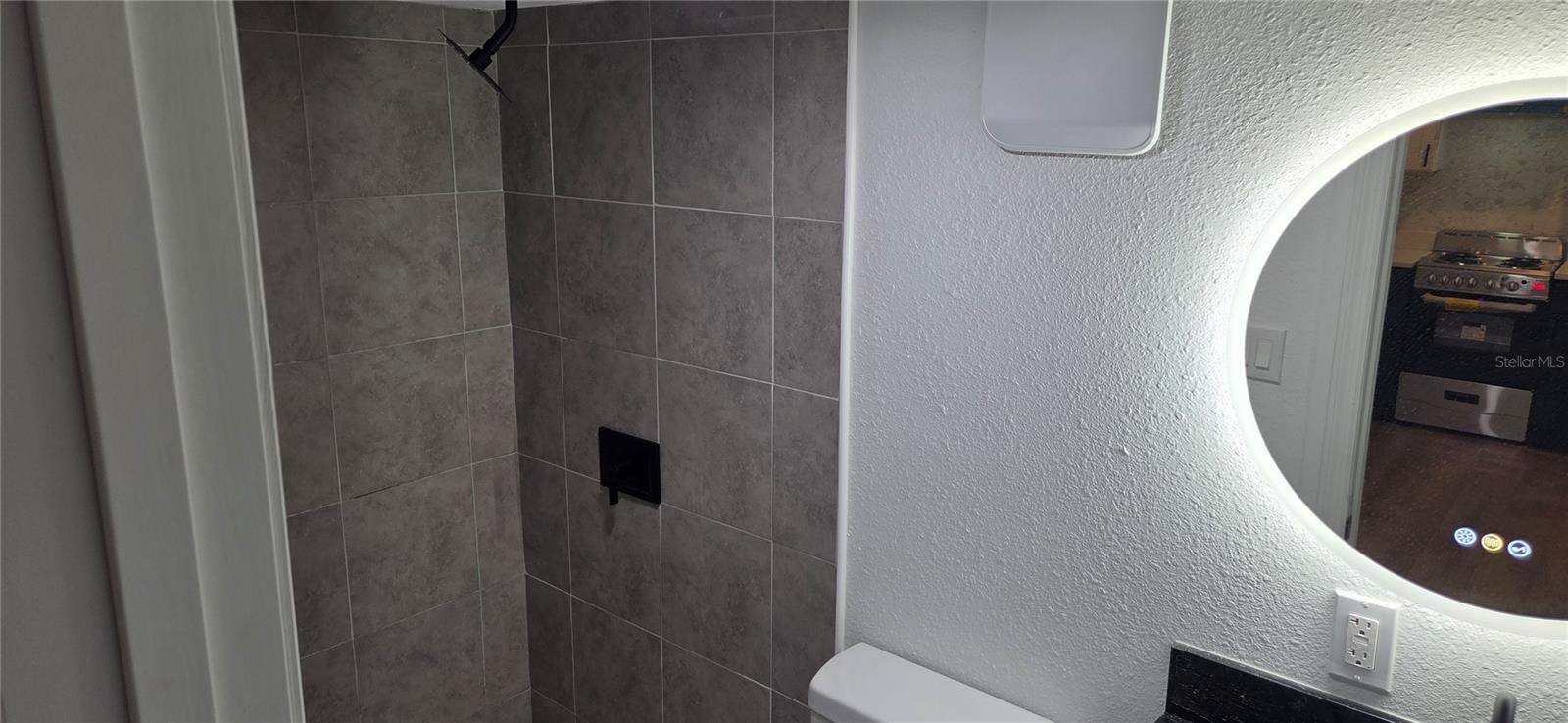 Image 73 of 80 For 1152 9th Street