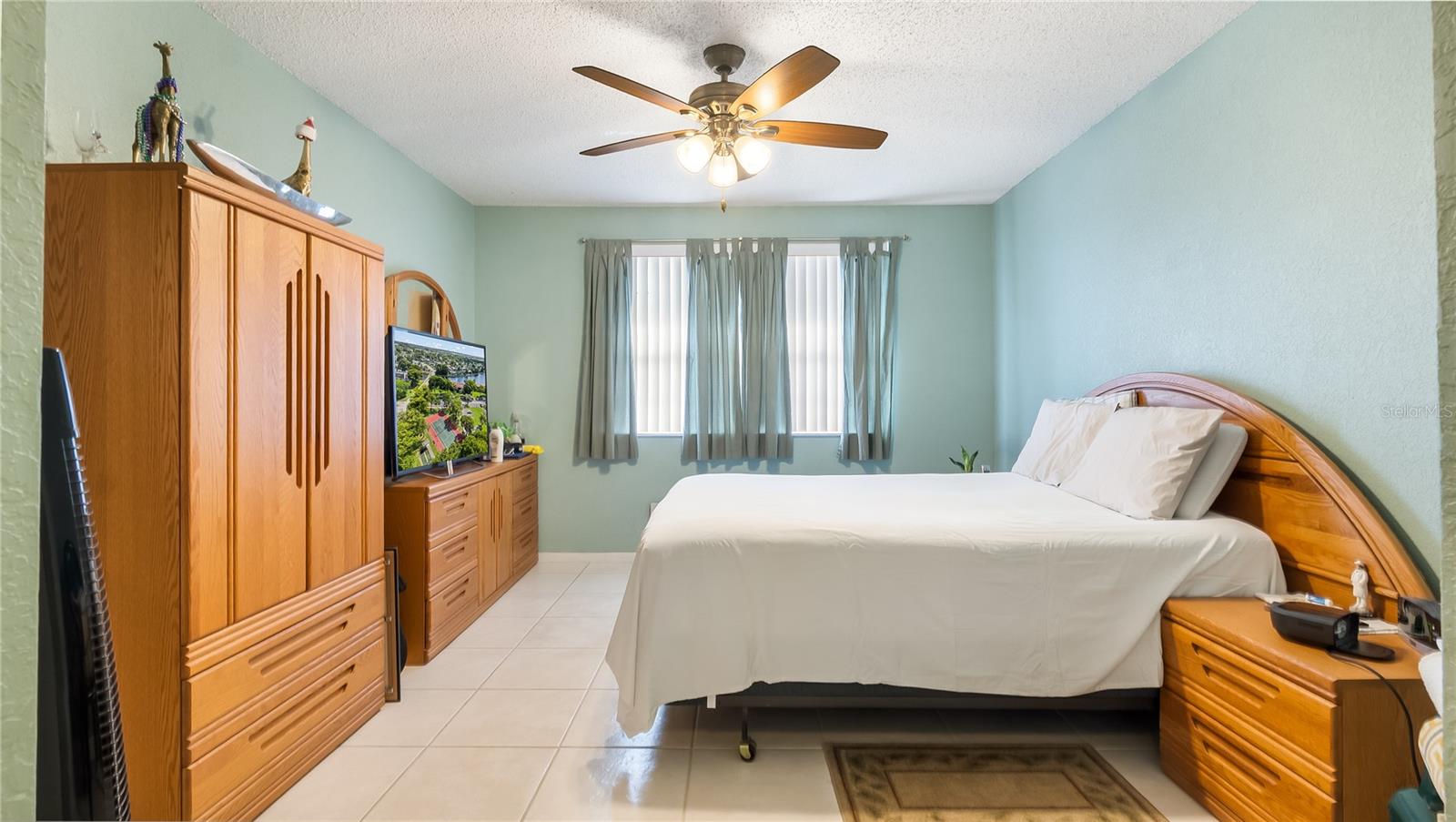 Image 15 of 26 For 9563 Mcnab Road 206