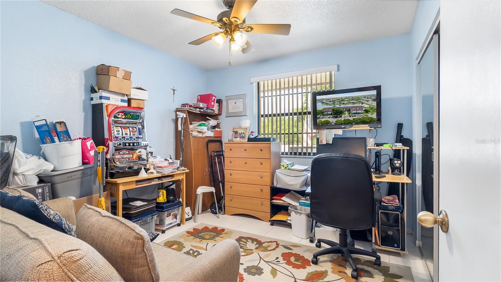 Image 5 of 26 For 9563 Mcnab Road 206