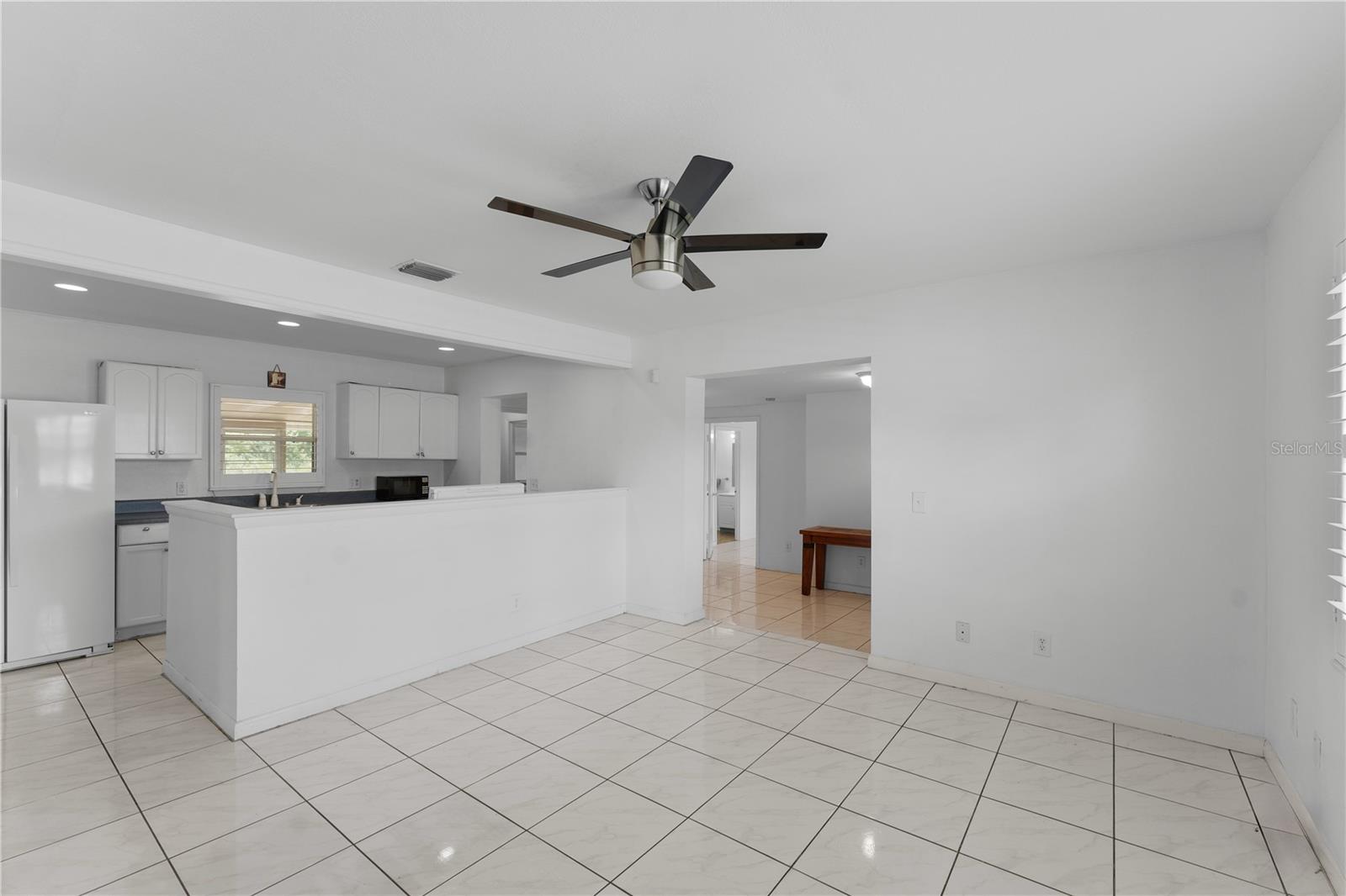 Image 10 of 24 For 2316 Colton Drive