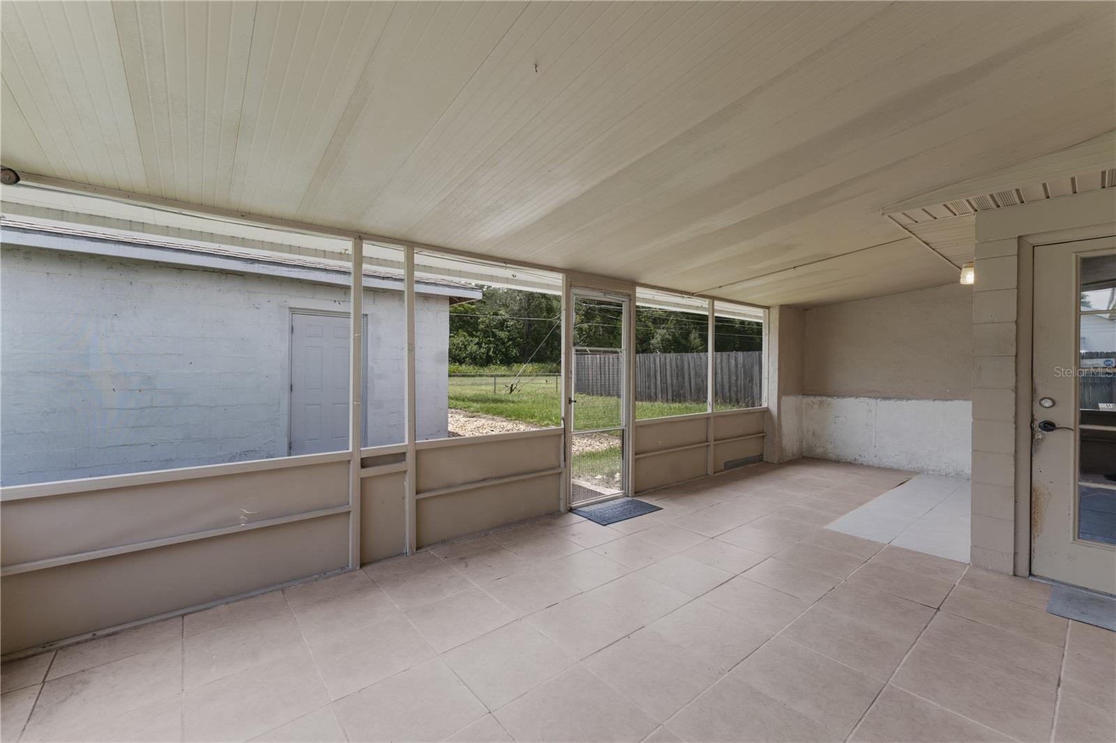 Image 19 of 24 For 2316 Colton Drive