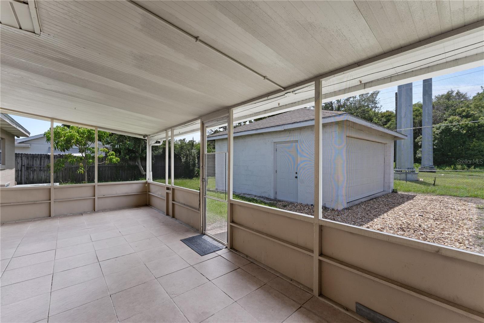 Image 20 of 24 For 2316 Colton Drive