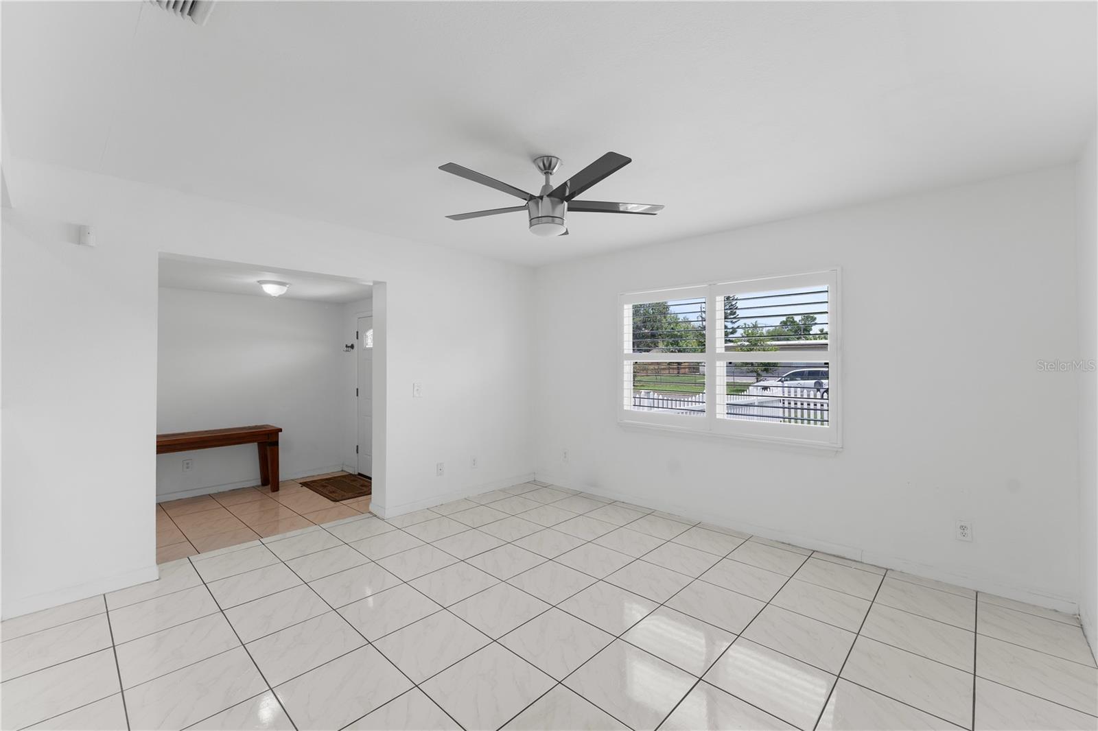 Image 9 of 24 For 2316 Colton Drive