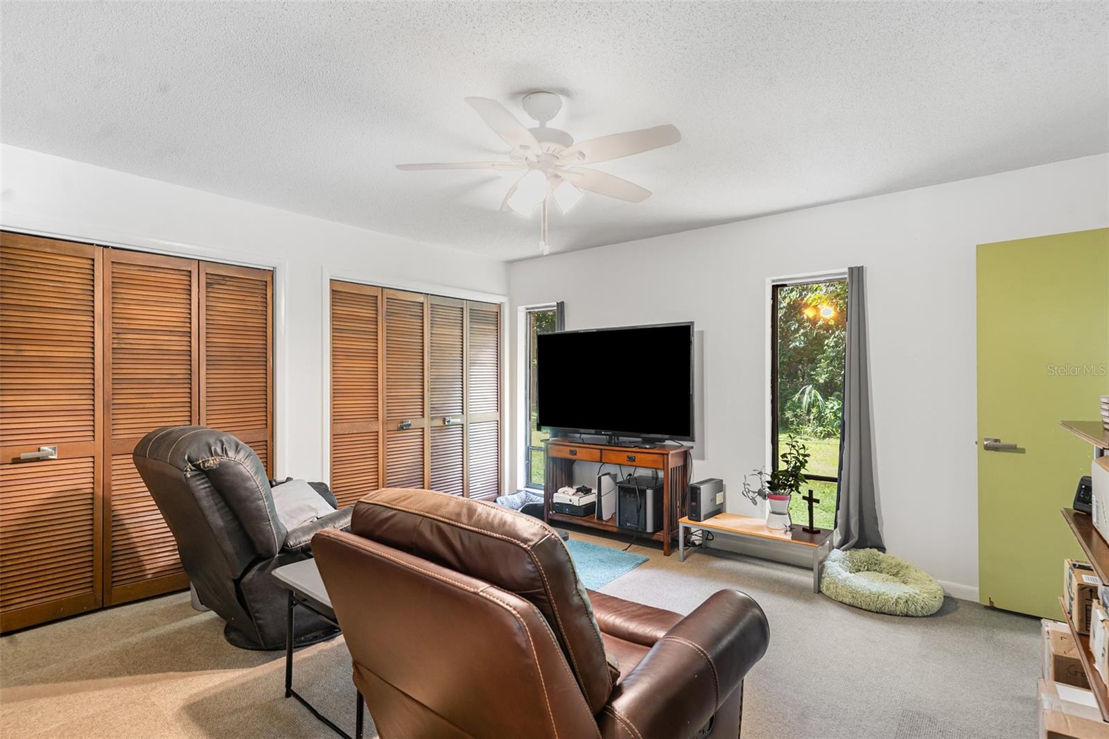 Image 16 of 56 For 310 35th Street