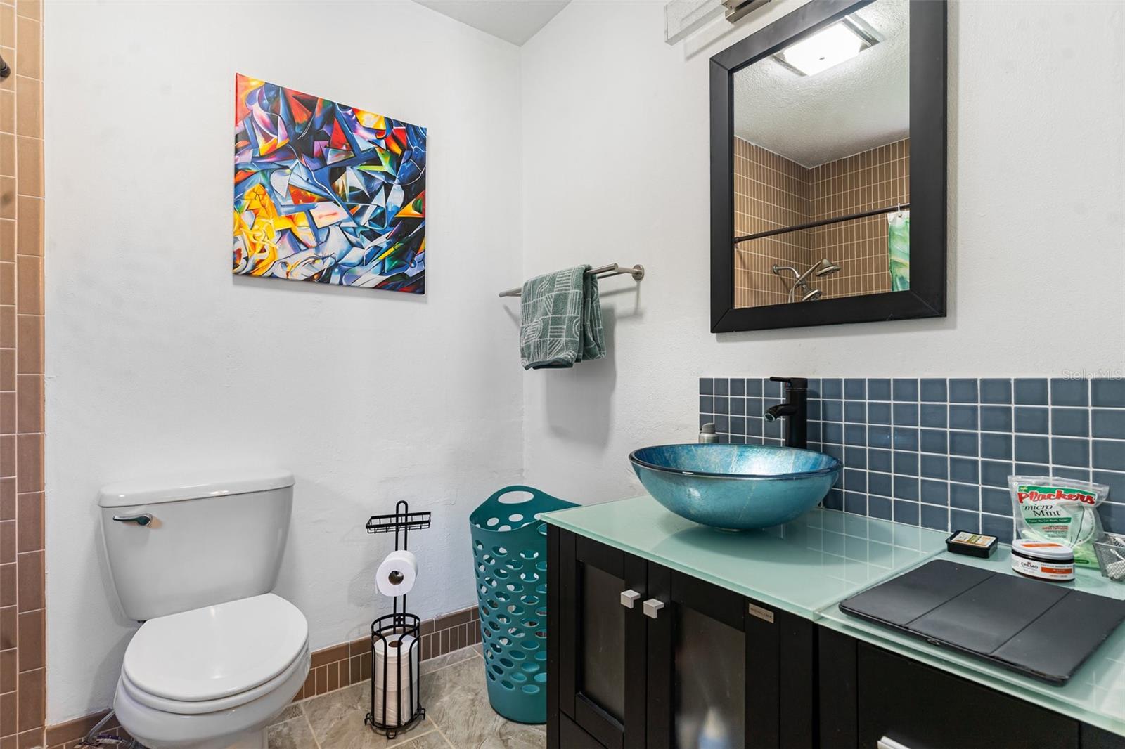 Image 21 of 56 For 310 35th Street