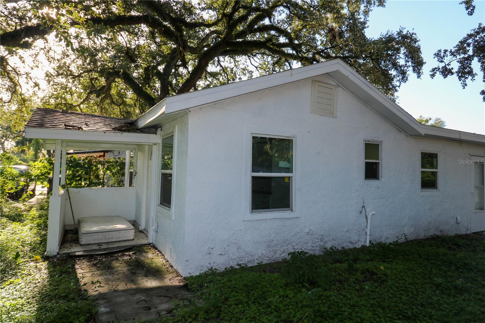 Image 2 of 17 For 1518 Indiana Street