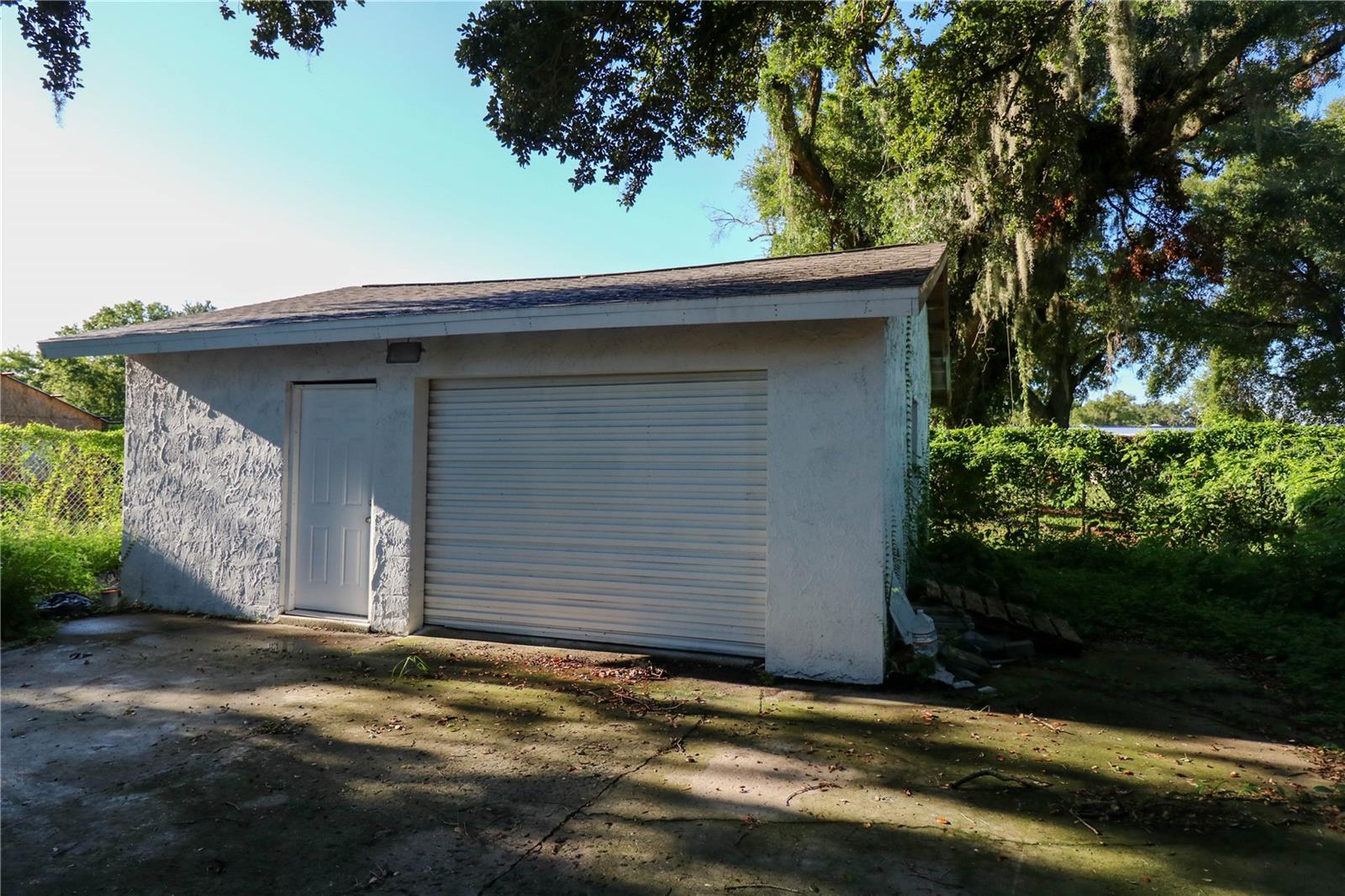 Image 4 of 17 For 1518 Indiana Street