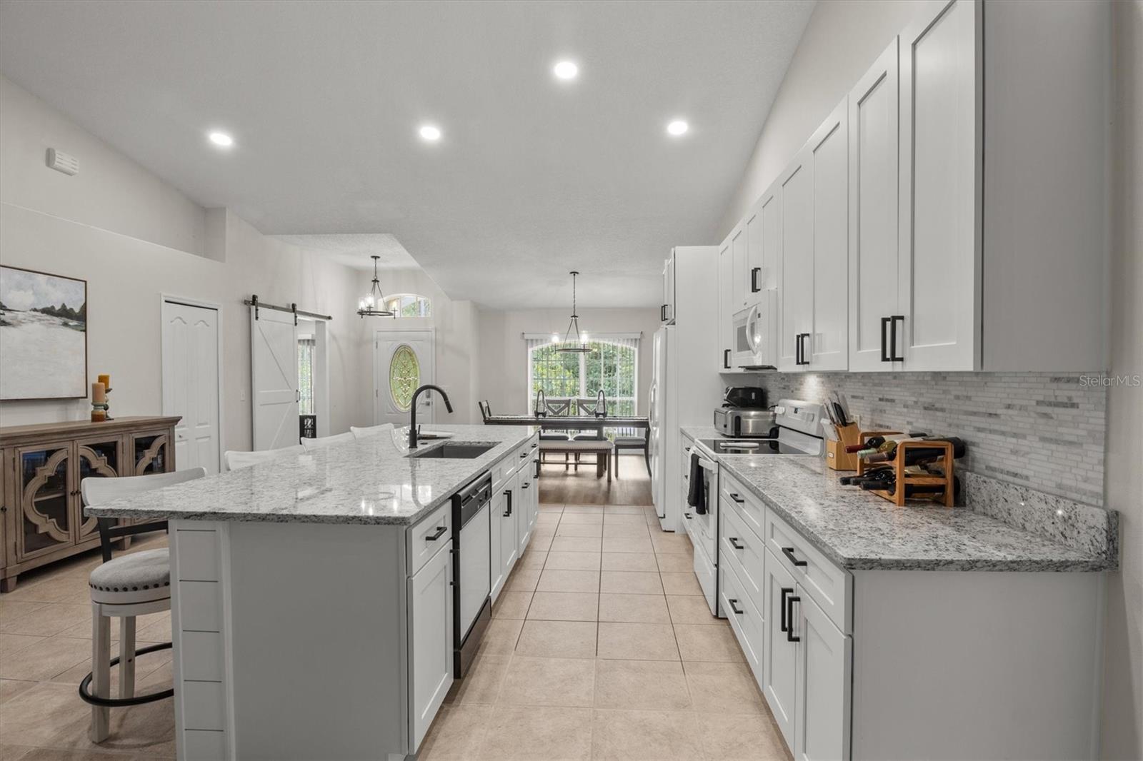 Image 10 of 34 For 1028 Grand Reserve Drive