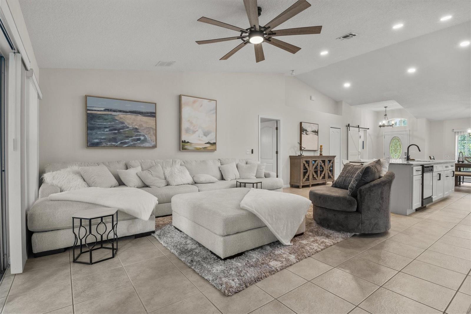 Image 15 of 34 For 1028 Grand Reserve Drive