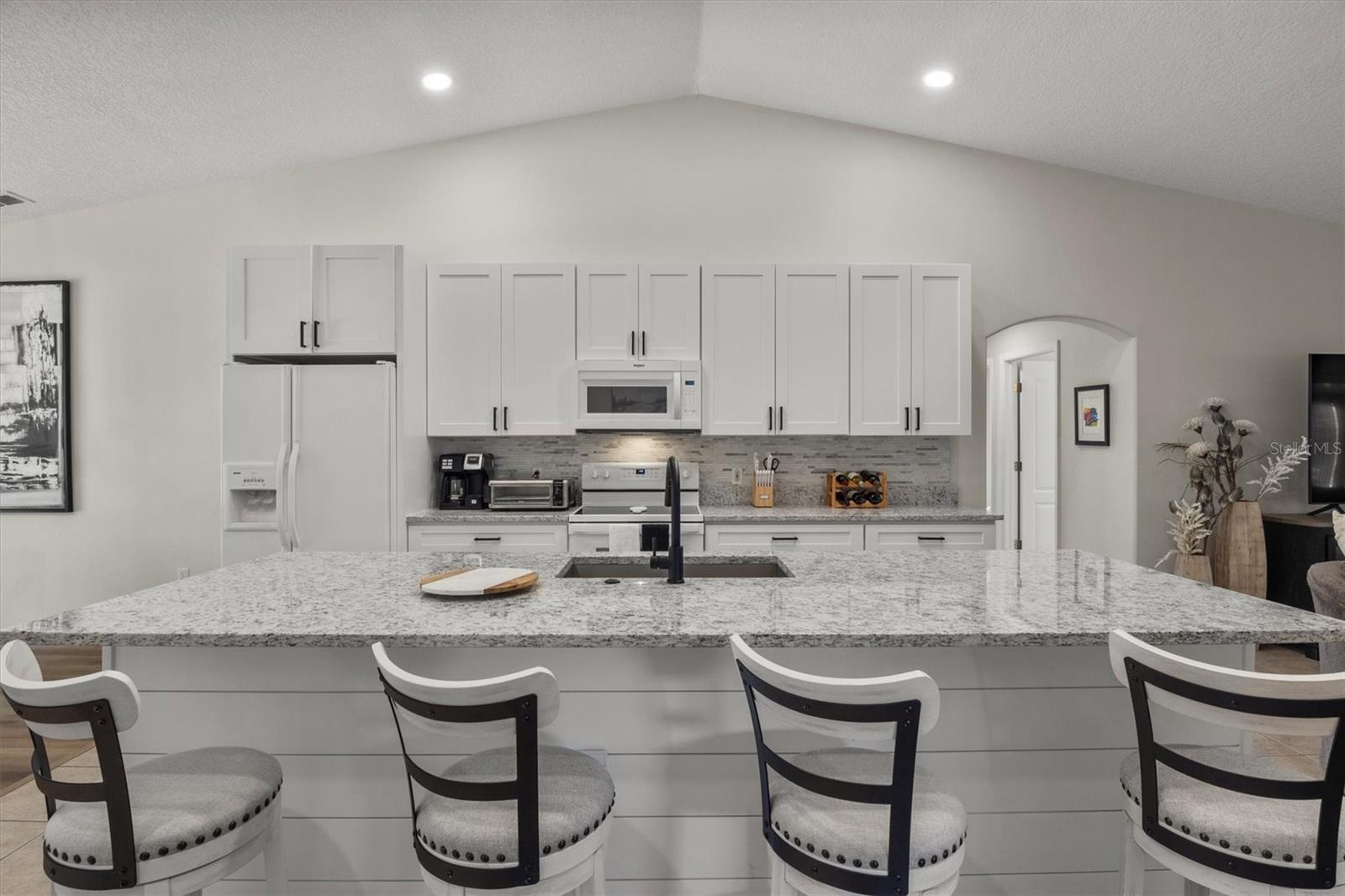 Image 8 of 34 For 1028 Grand Reserve Drive